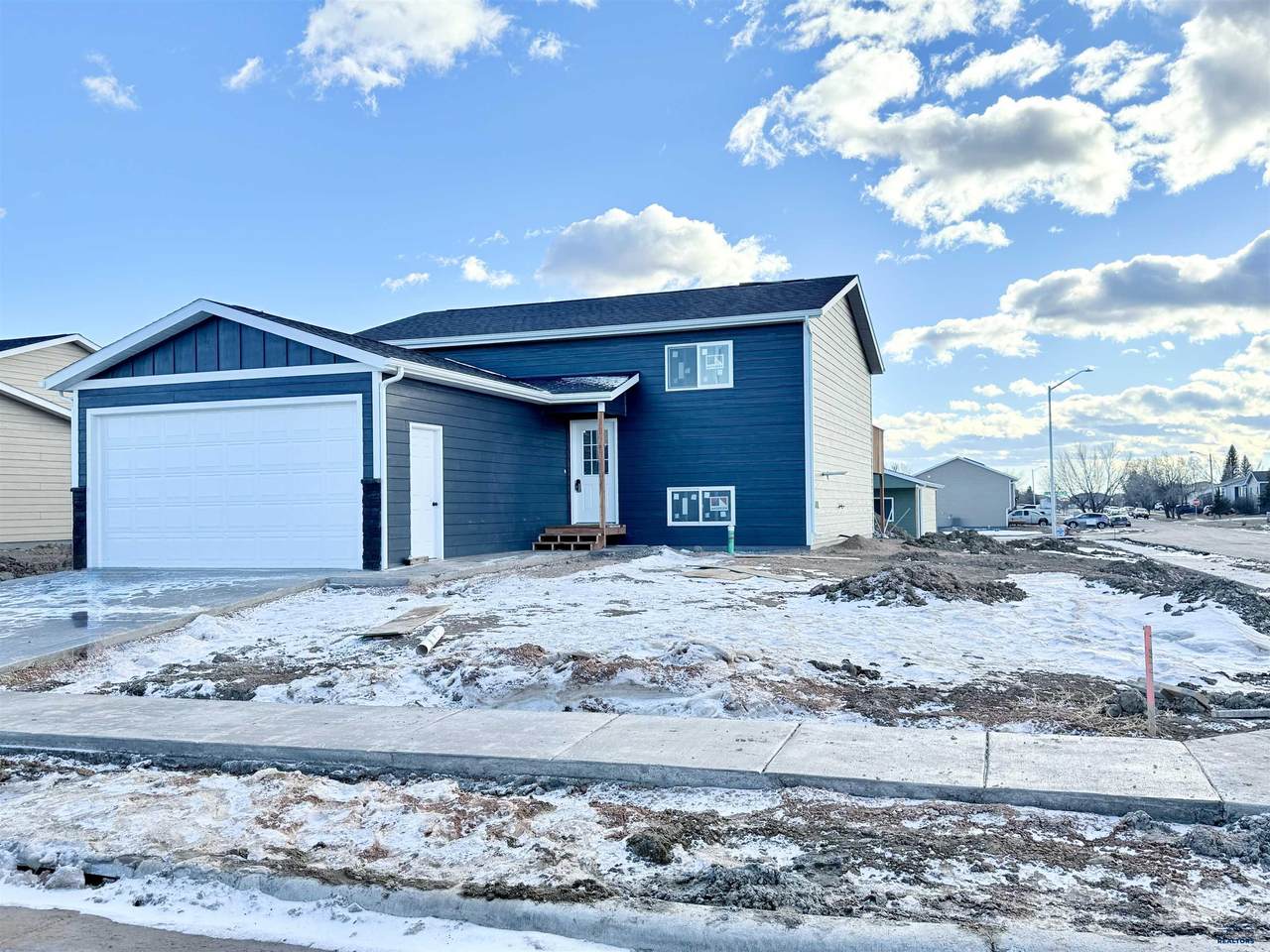 5507 Traverse Dr - Photo 1