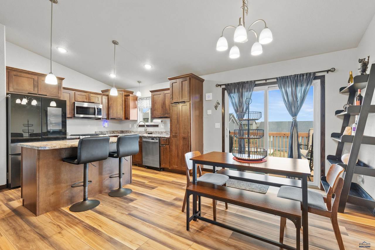 5317 Silverton St - Photo 1