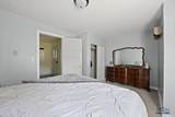 1017 Oak St - Photo 14