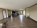 19225 Prairie Hills Rd - Photo 10