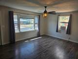 1916 Hillsview Dr - Photo 9