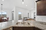 3053 Hoefer Ave - Photo 14