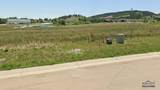828 Petros Dr - Photo 4
