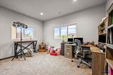 2639 Meadows Dr - Photo 19