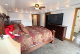 851 Catron Blvd - Photo 18
