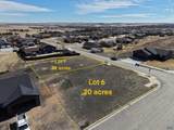 1042 Cobalt Dr - Photo 2