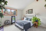 1146 Lookout Ln - Photo 17