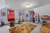 300 Willow Dr - Photo 14