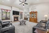 321 Dunbar Ct - Photo 7