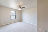 333 Valley Dr - Photo 19