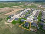 650 Solomon Ct - Photo 11