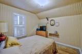210 2ND ST - Photo 4