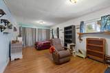 821 Montgomery - Photo 10