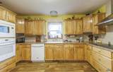 23033 Hisega Rd - Photo 4
