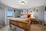 19127 Cattle Dr - Photo 10