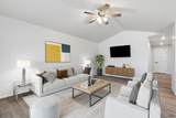 2140 Noah St - Photo 8