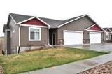 3029 Hoefer Ave - Photo 1
