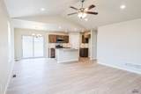 341 Valley Dr - Photo 5