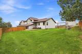 1183 Woodridge Dr - Photo 3