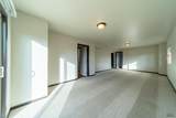 917 Haakon St - Photo 33