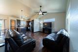 917 Haakon St - Photo 5