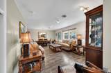 402 Meade St - Photo 15