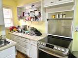 823 St James - Photo 7
