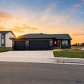 628 Bull Run Dr - Photo 1