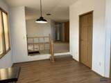 300 Main - Photo 17