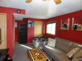 1064 Ziebach - Photo 12