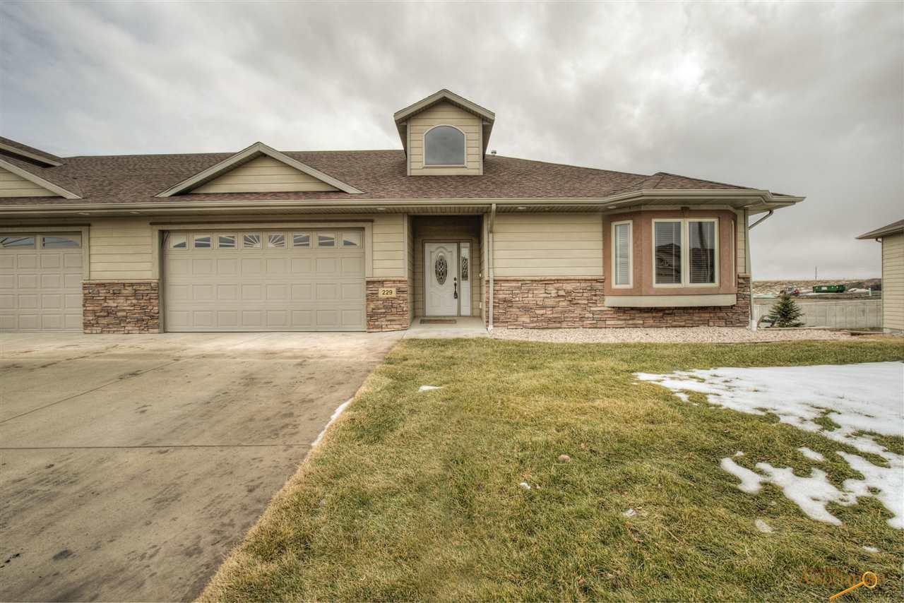 229 Enchantment Rd - Photo 1