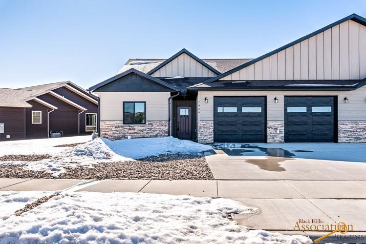 7926 Duke Parkway - Photo 1