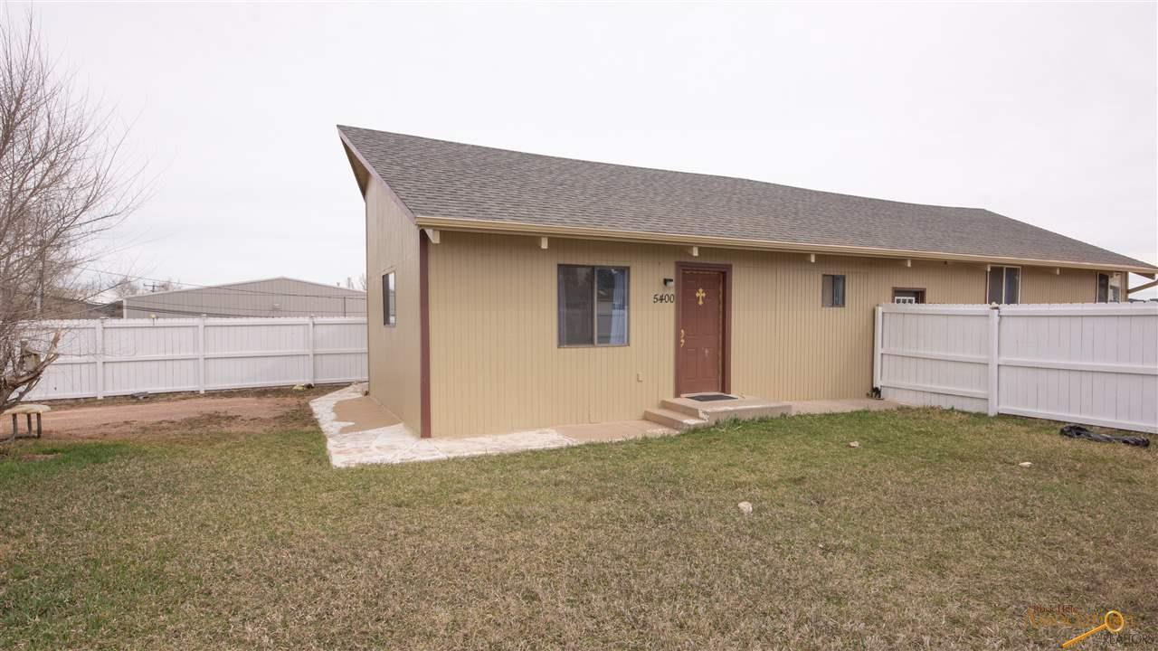 5400 Cedar Dr - Photo 1