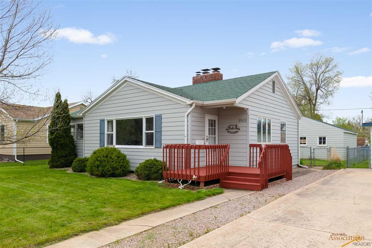 3509 Hall - Photo 1