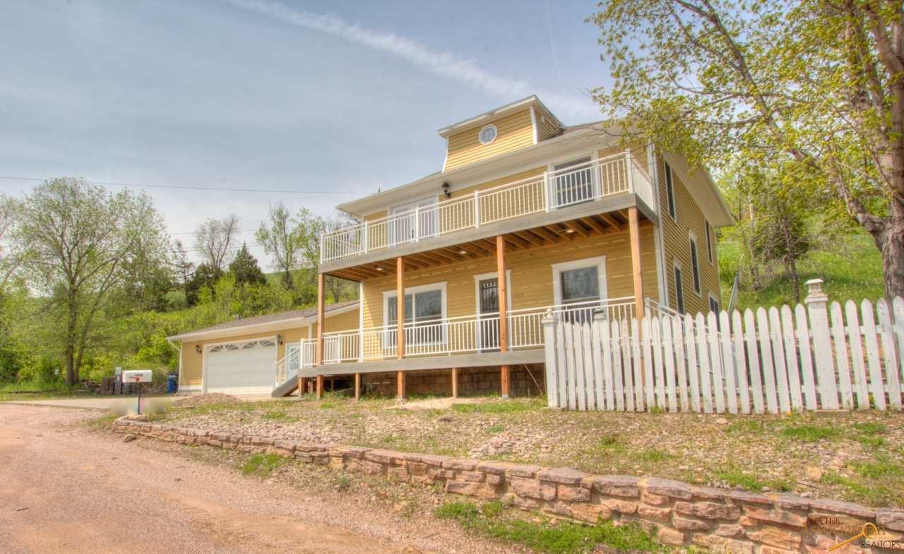 1319 12TH - Photo 1