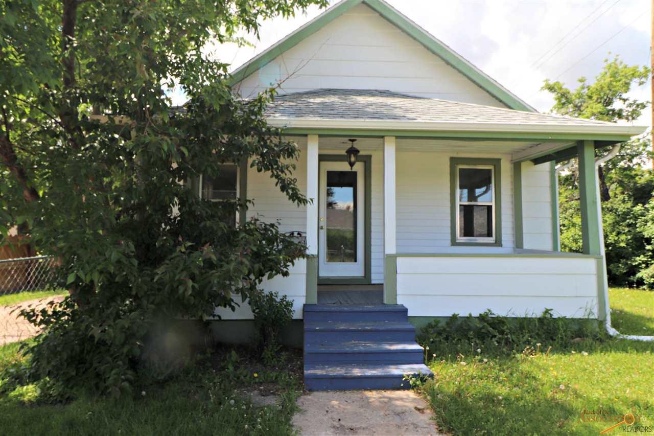 1129 Dilger Ave - Photo 1