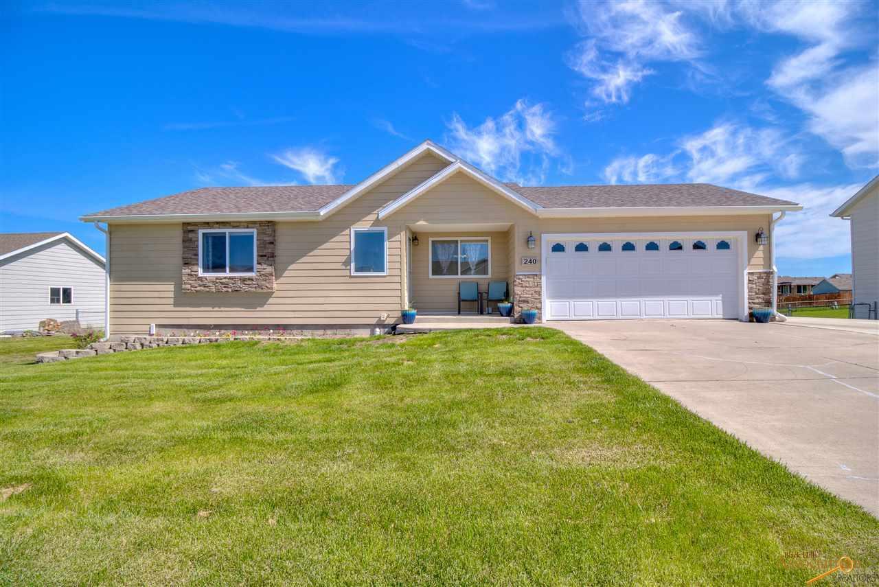 240 Grandeur Ln - Photo 1