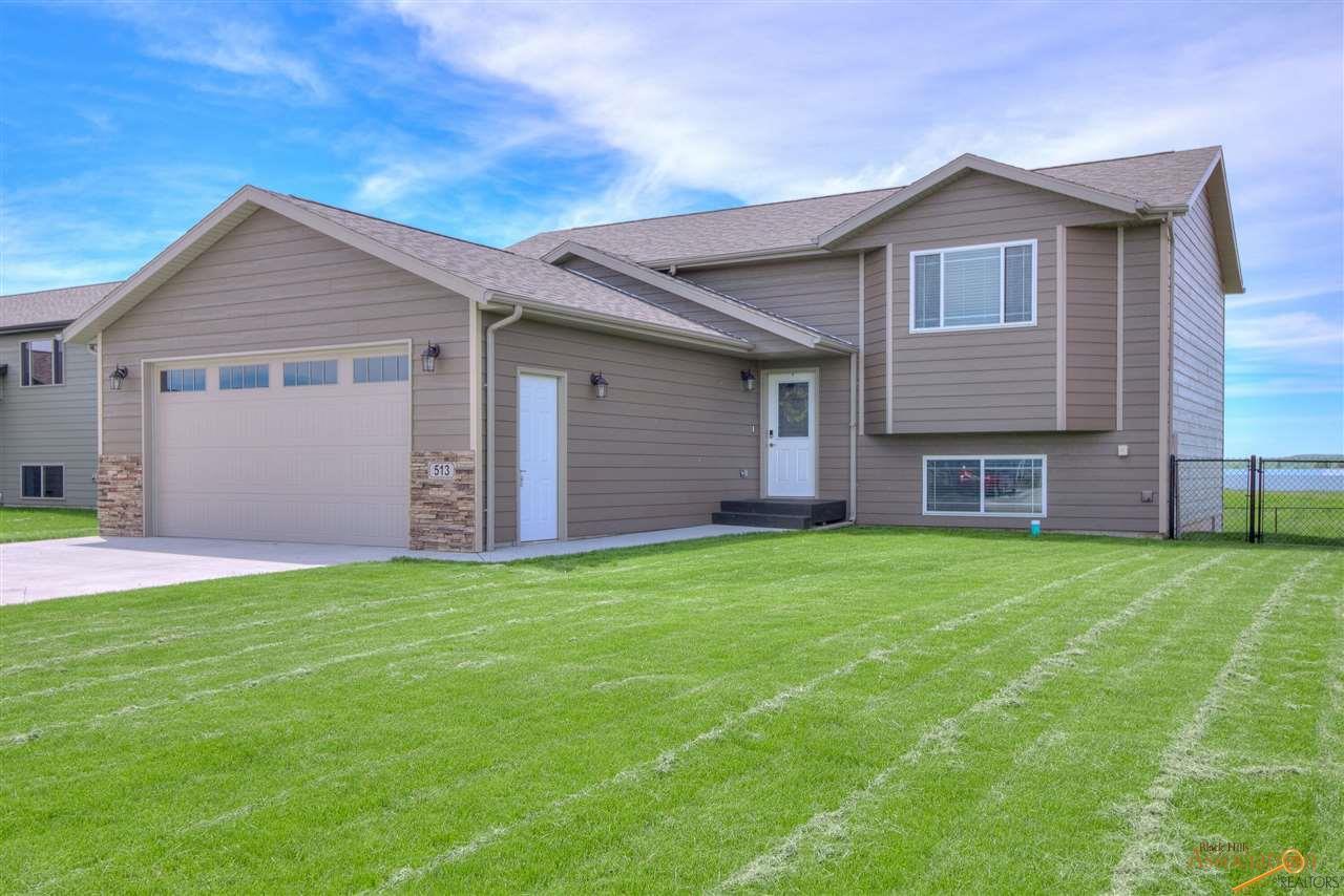 513 Ballista Blvd - Photo 1
