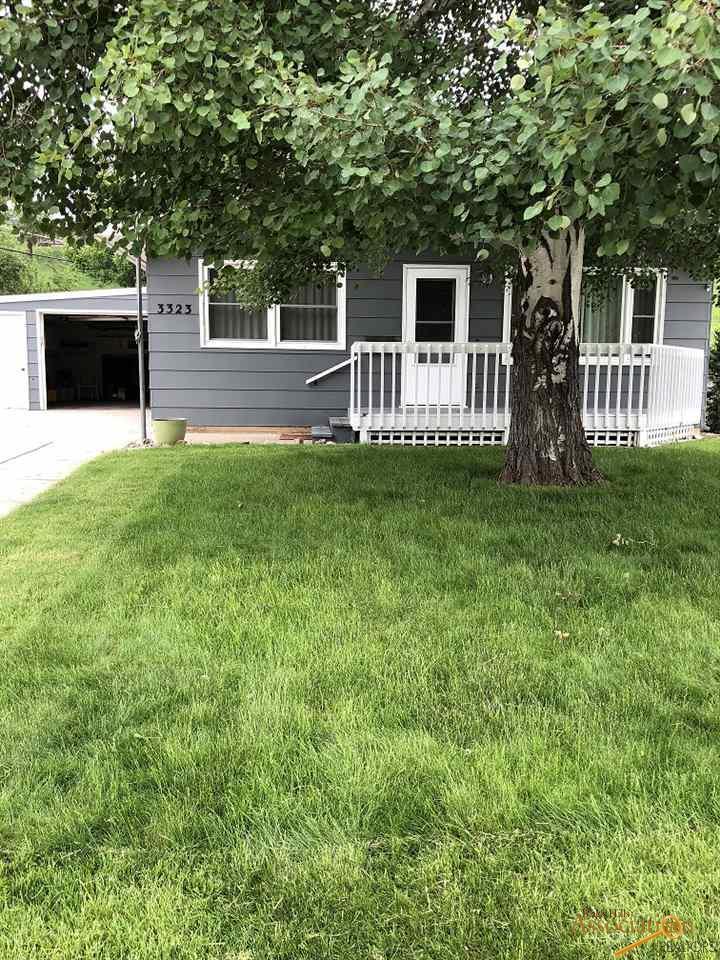 3323 Chapel Ln - Photo 1