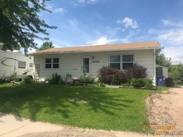 4033 Falcon Dr - Photo 1