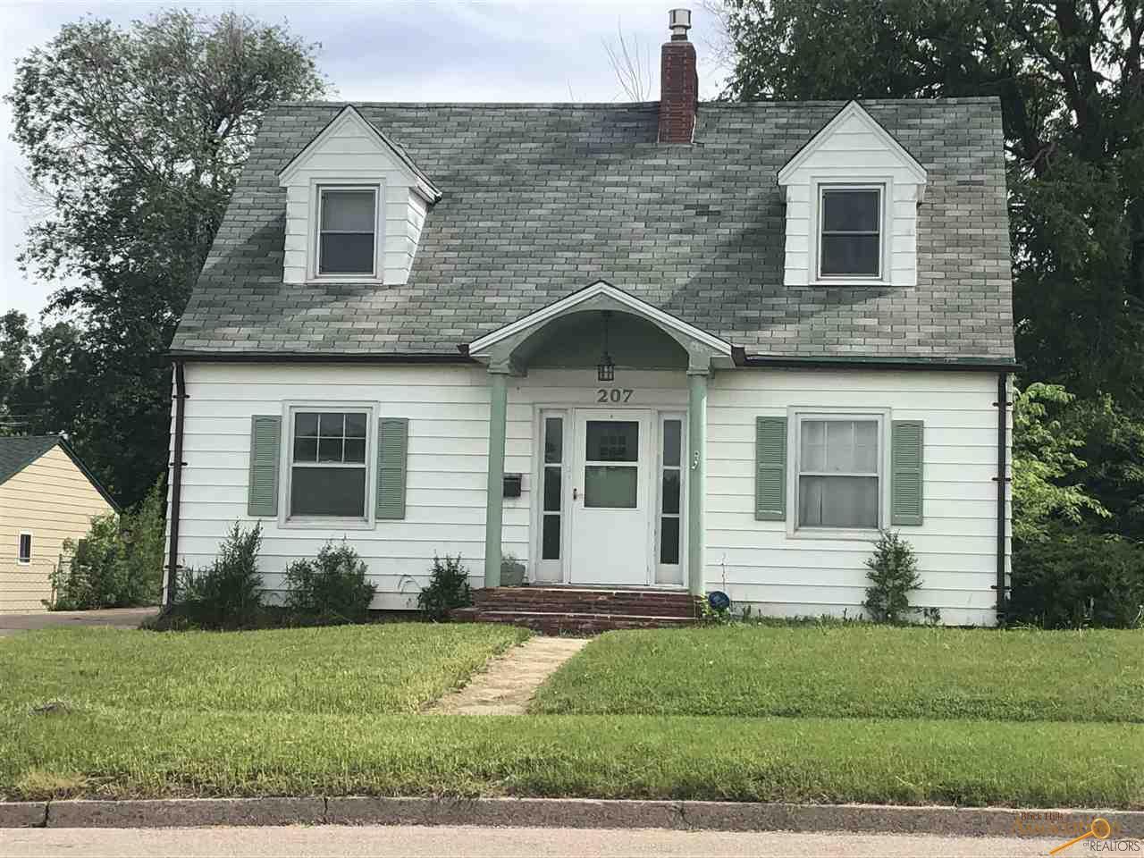 207 Indiana - Photo 1