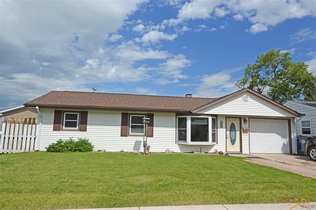 2814 Ivy Ave - Photo 1