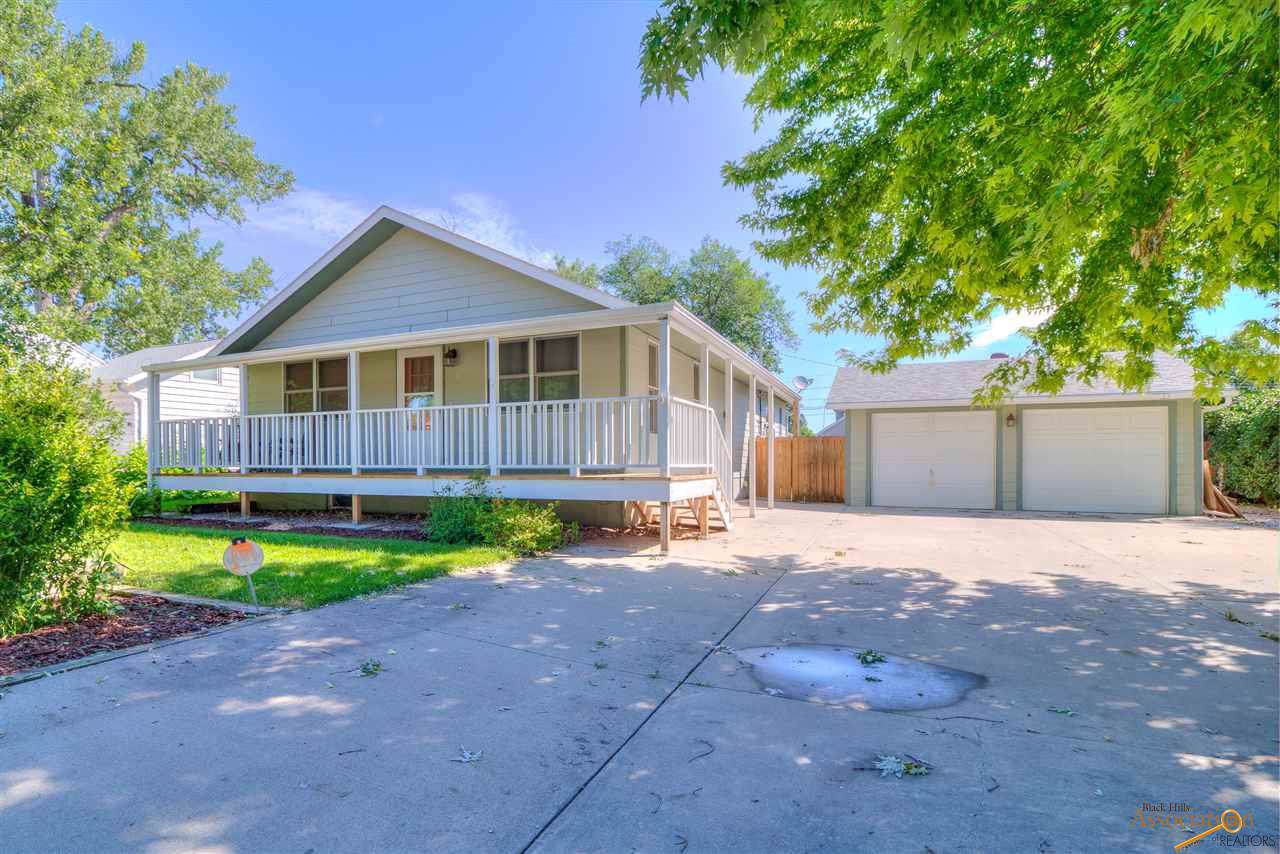 2116 4TH AVE - Photo 1