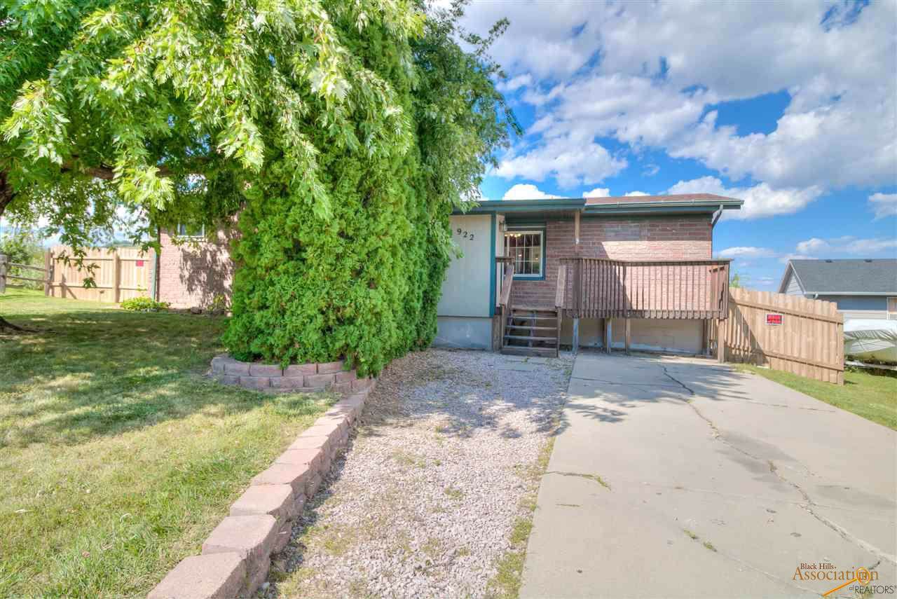 922 Antares Ct - Photo 1