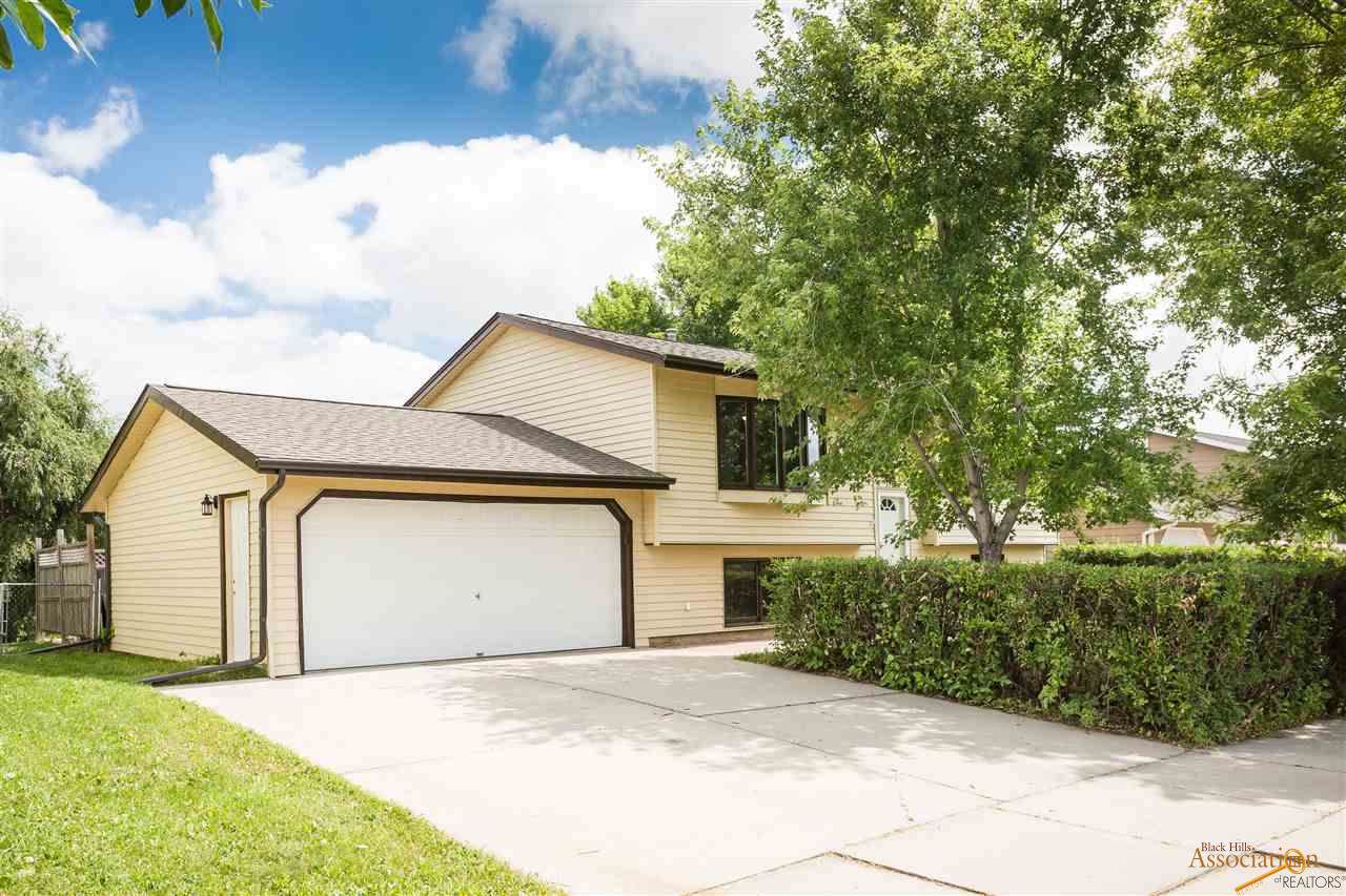 3708 Elm Ave - Photo 1