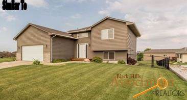 640 Boswell Blvd - Photo 1