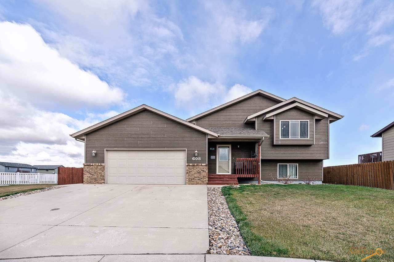 608 Airway Ct - Photo 1