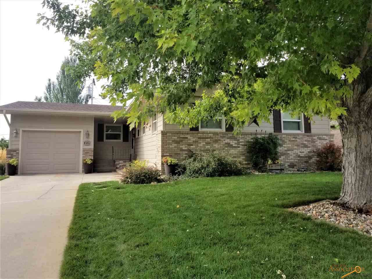 209 48TH - Photo 1