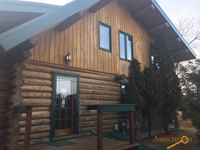 2655 Valley Dr - Photo 1