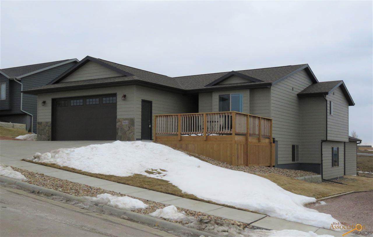 5401 Darian St - Photo 1